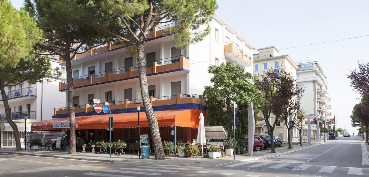 Hotel Taormina Lido di Jesolo Ngoại thất bức ảnh