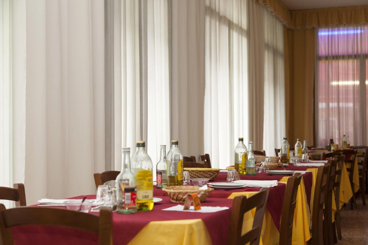 Hotel Taormina Lido di Jesolo Ngoại thất bức ảnh